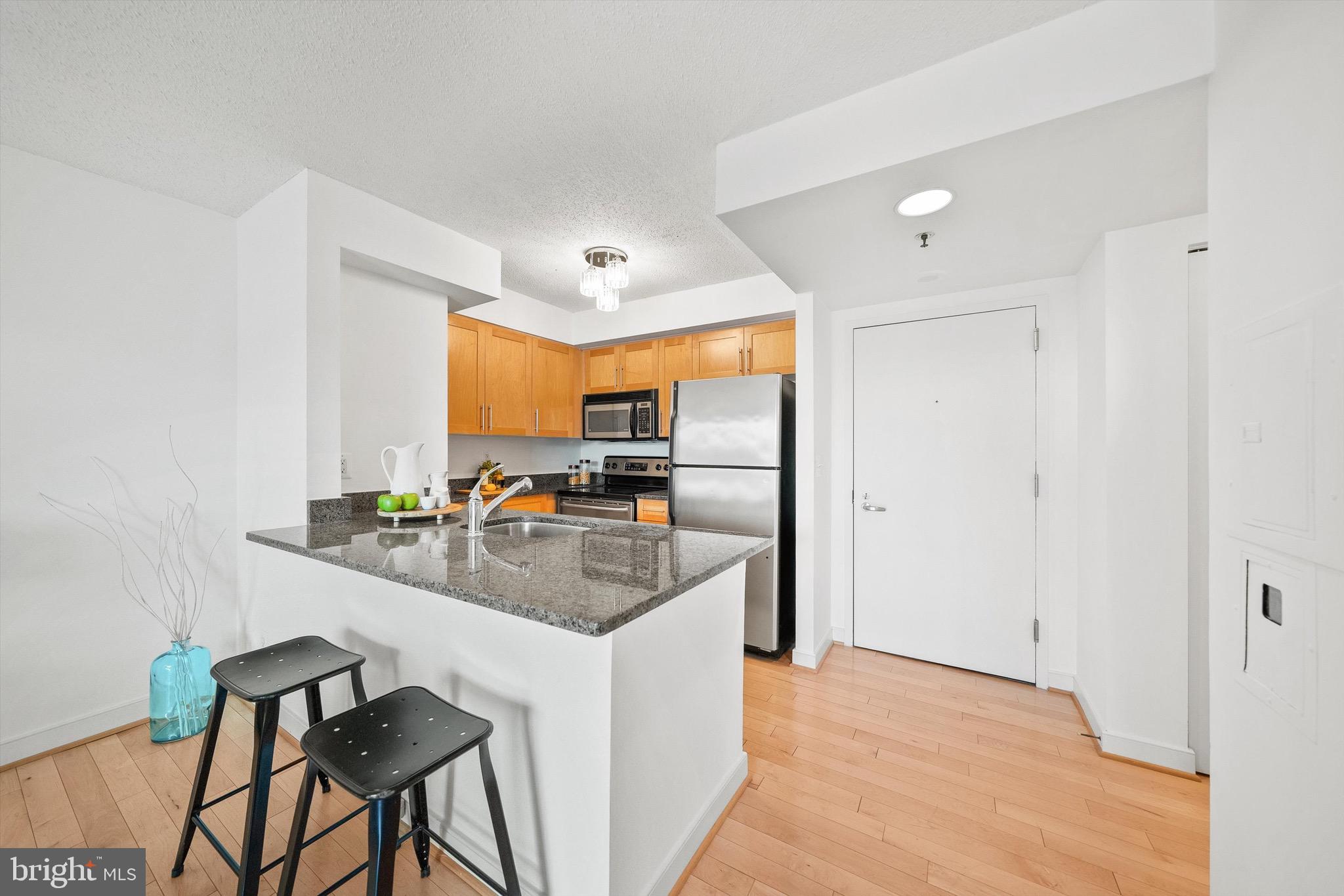 DOWNTOWN BETHESDA - Residential