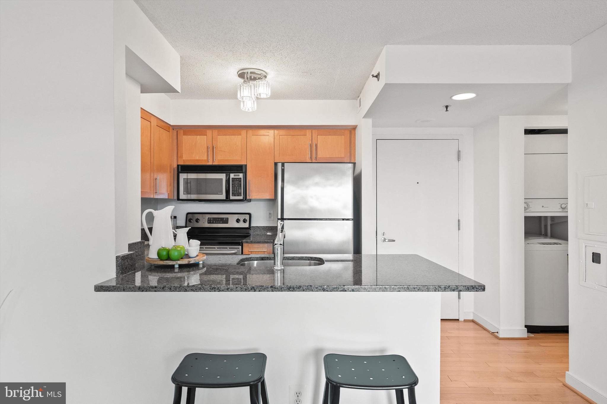 DOWNTOWN BETHESDA - Residential