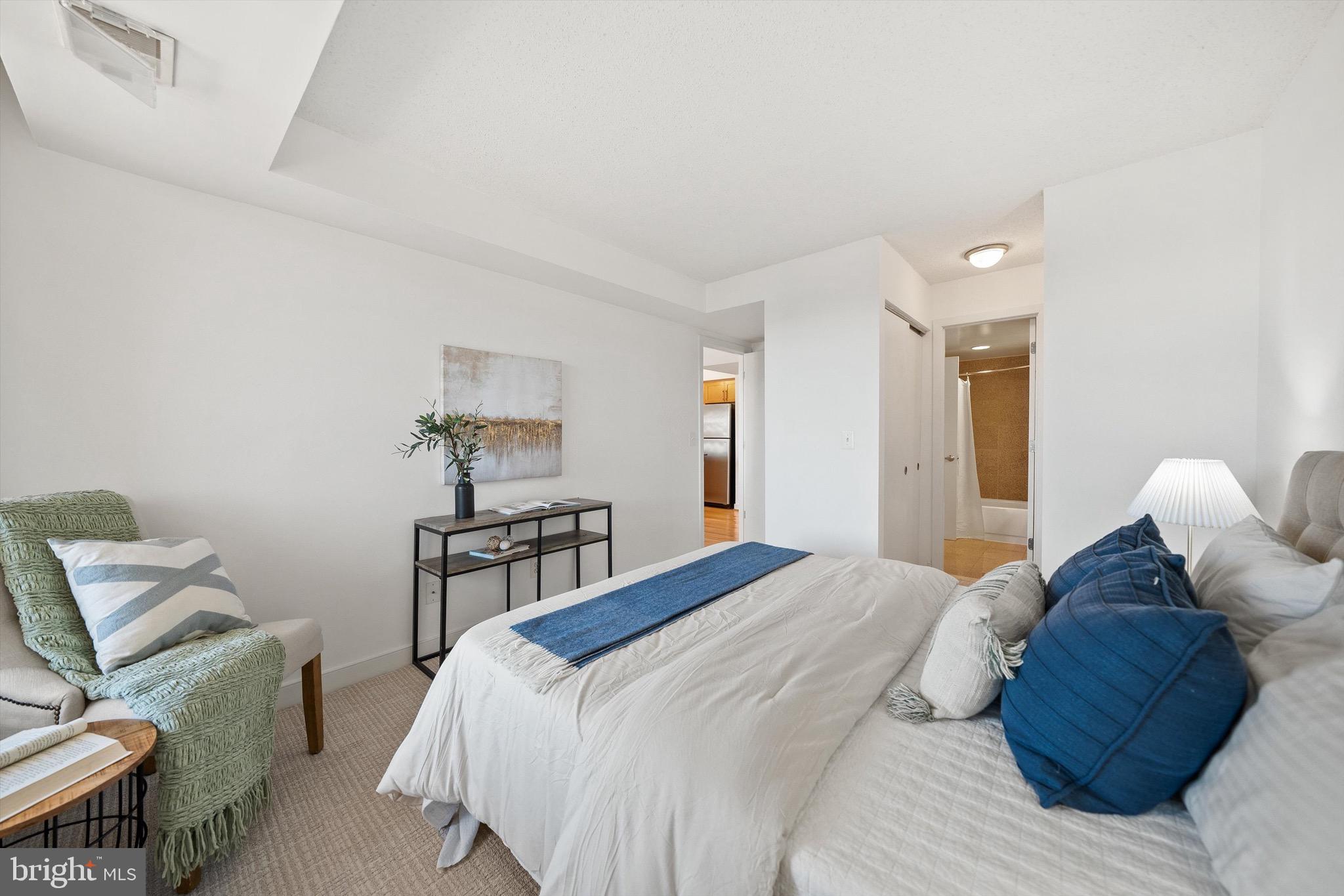 DOWNTOWN BETHESDA - Residential