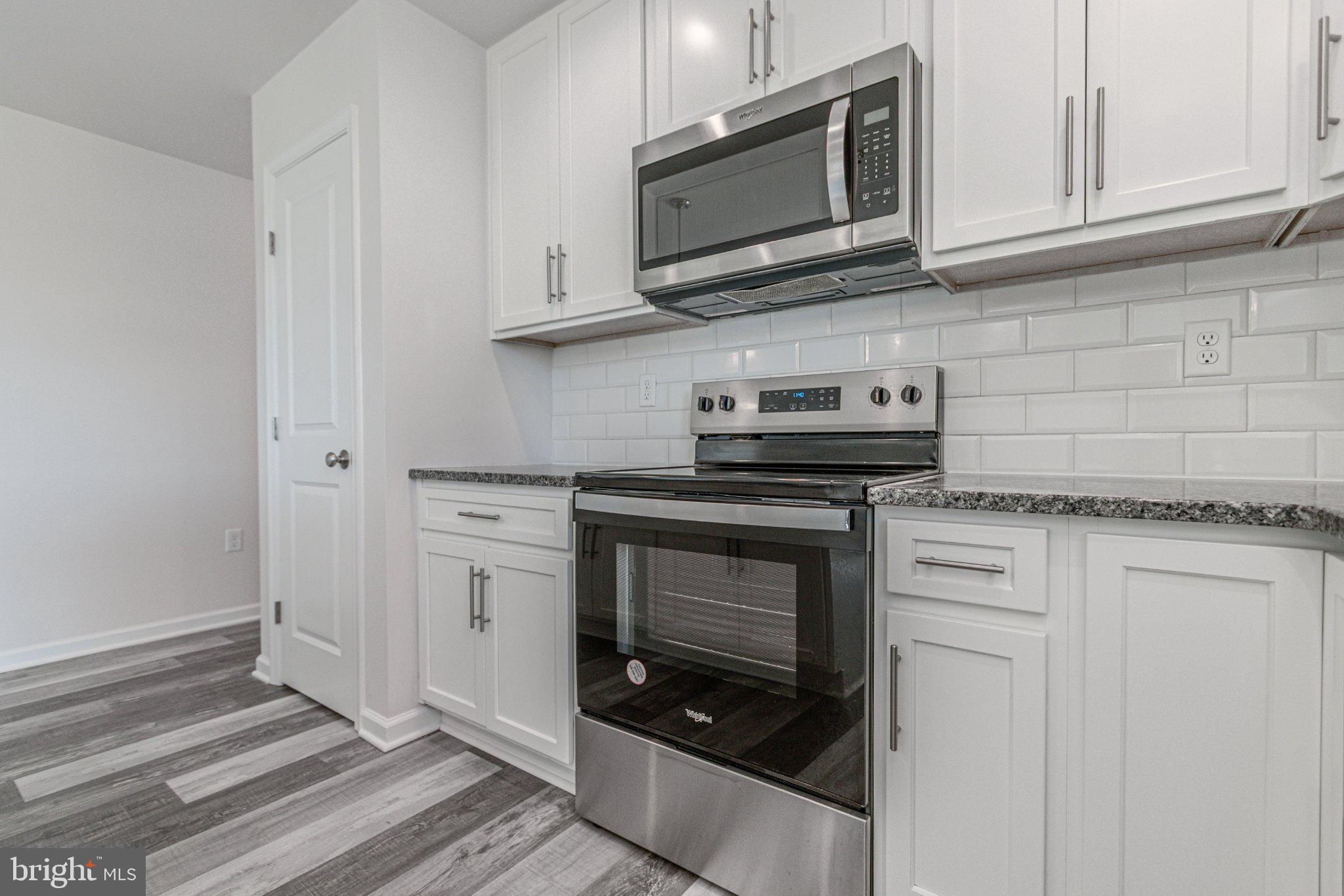FARM LANE ESTATES - Residential