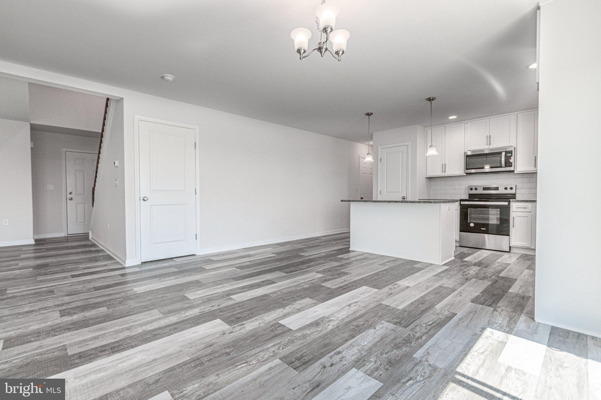 FARM LANE ESTATES - Residential
