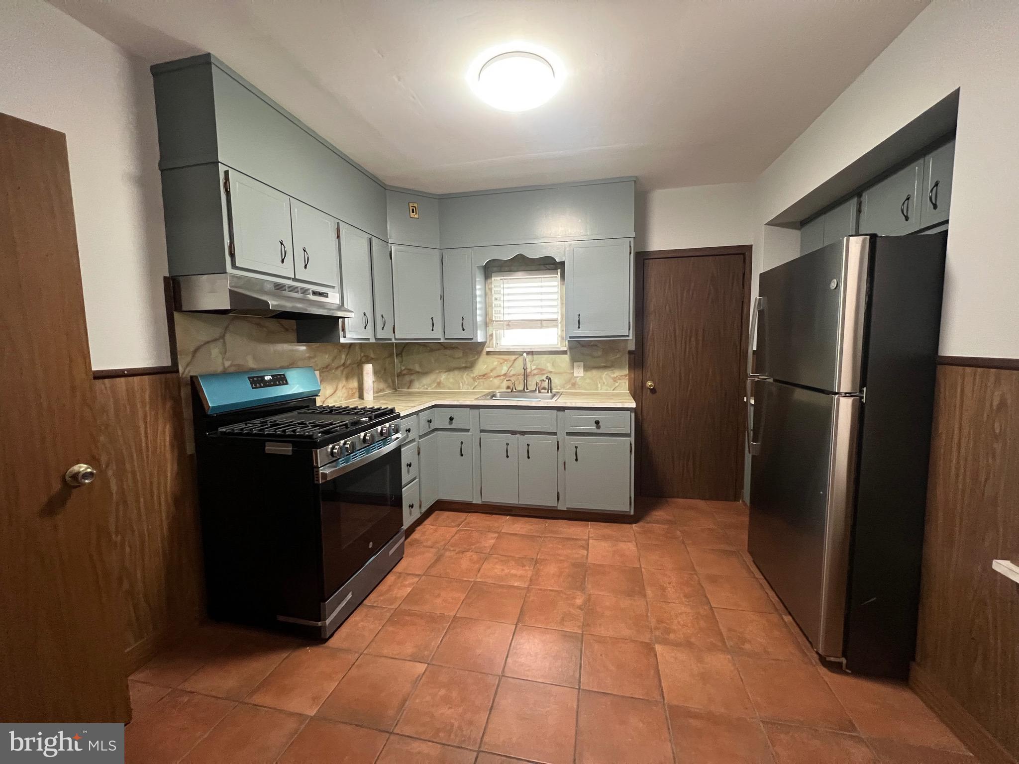 NORTHWOOD - Residential
