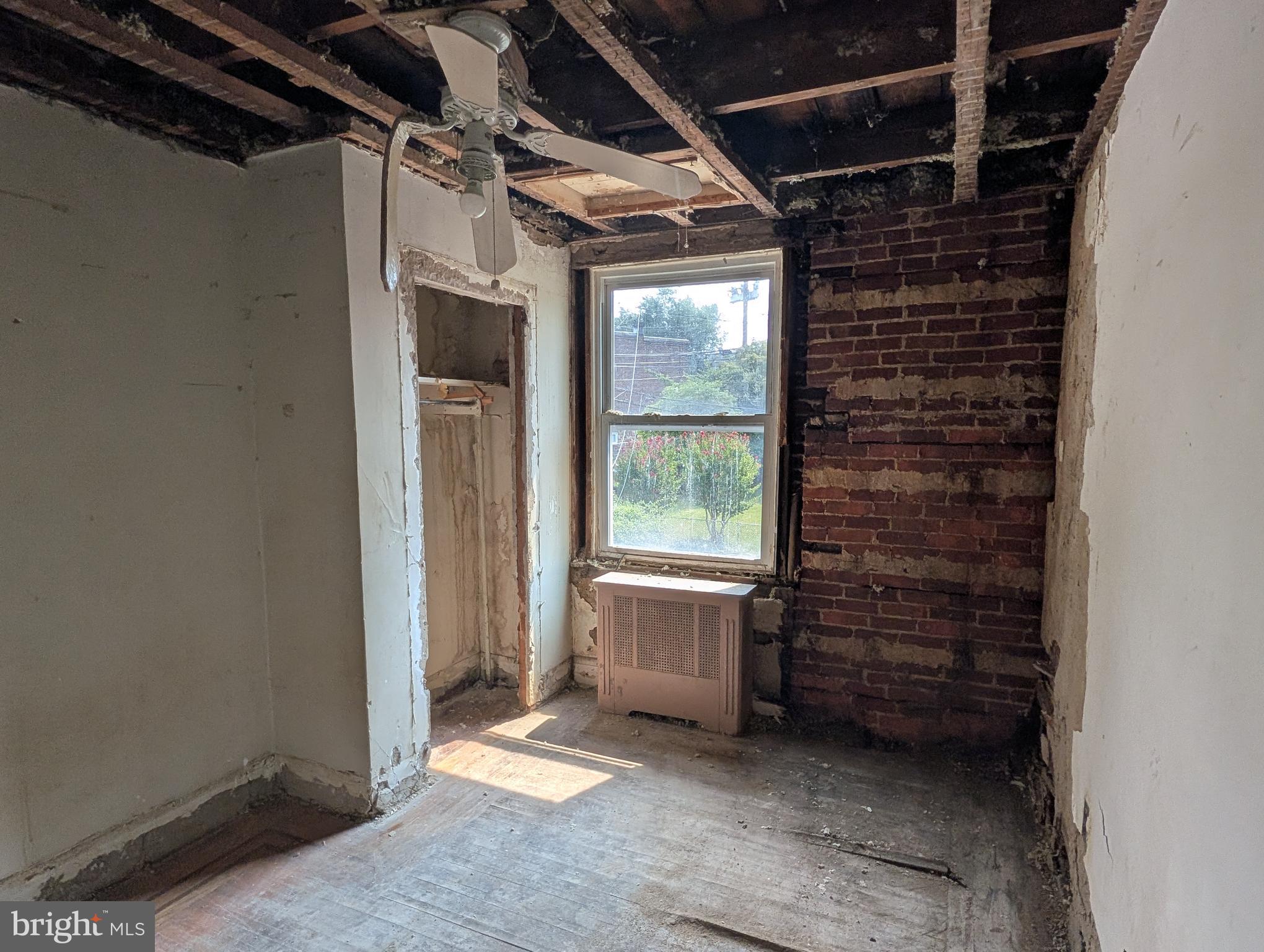 BELAIR-EDISON - Residential