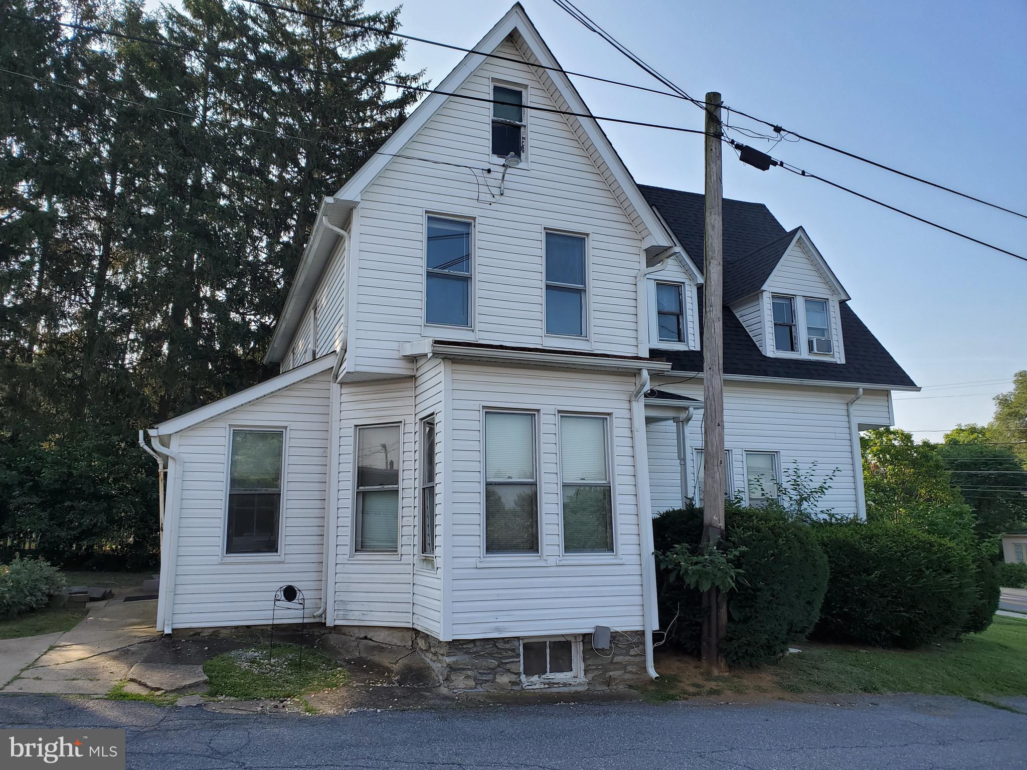 MIDDLETOWN - Residential