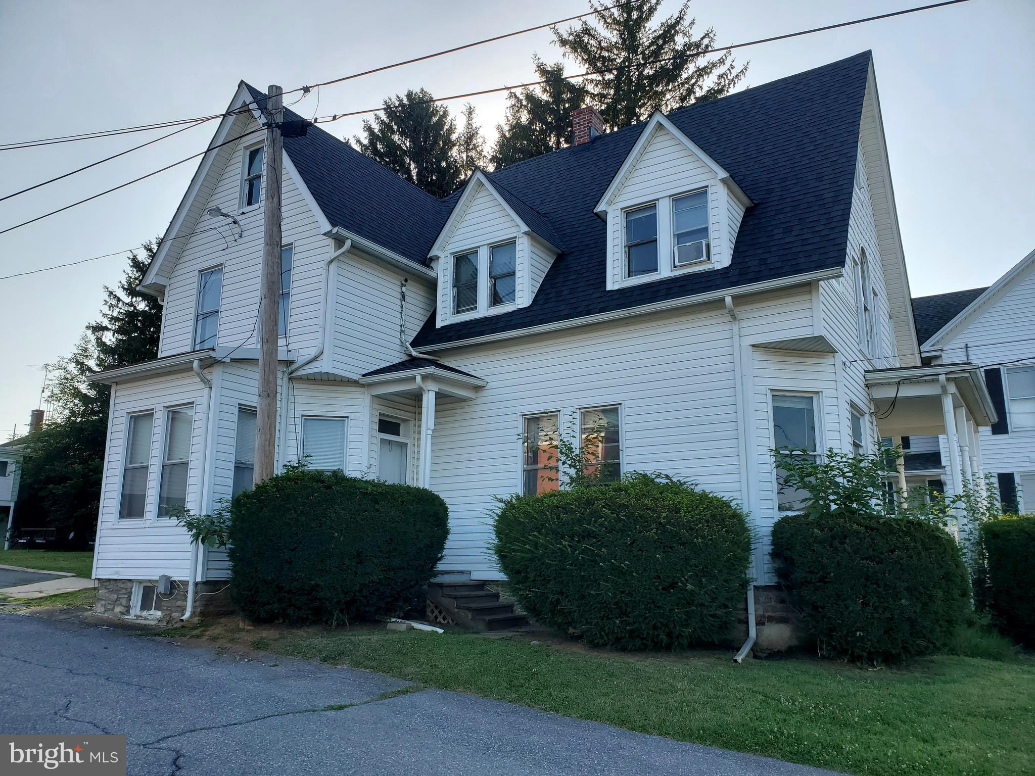 MIDDLETOWN - Residential