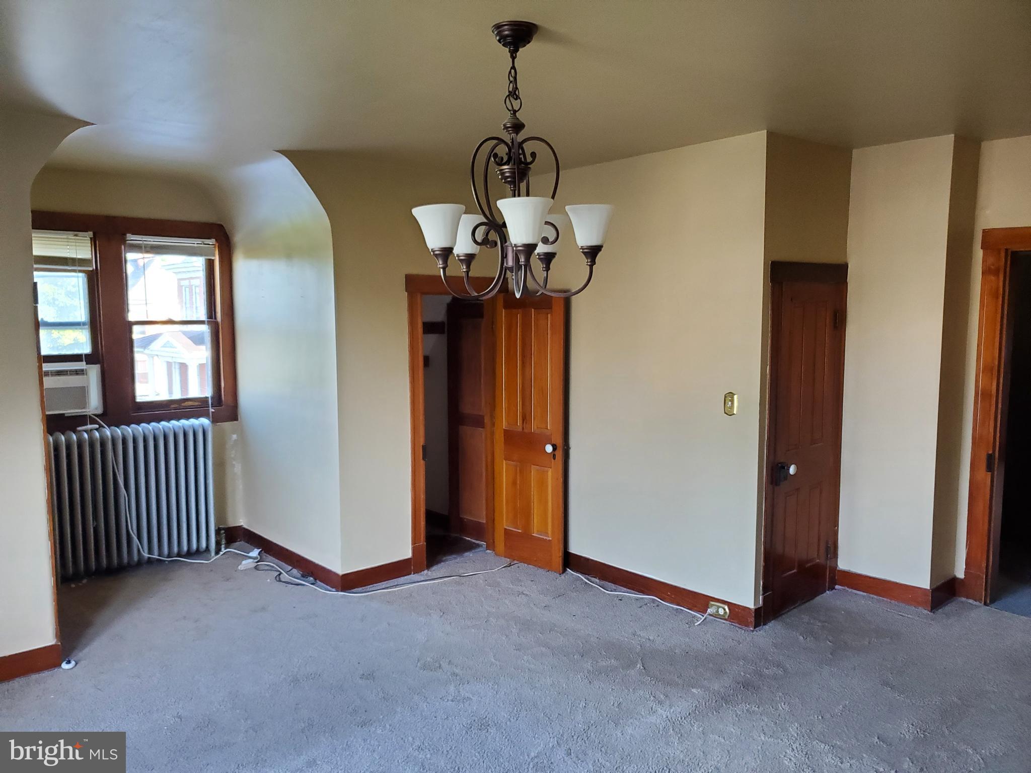 MIDDLETOWN - Residential