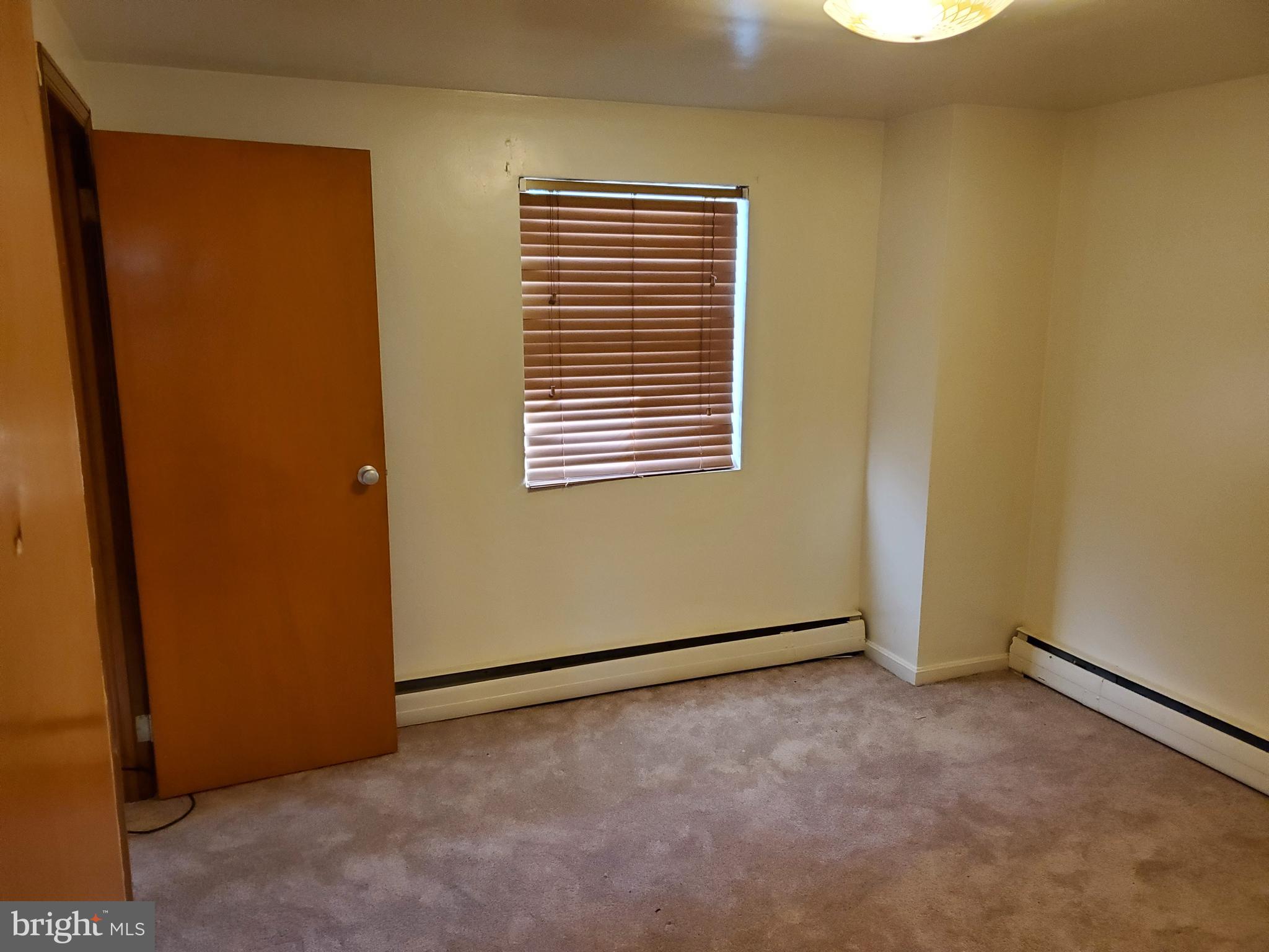 MIDDLETOWN - Residential