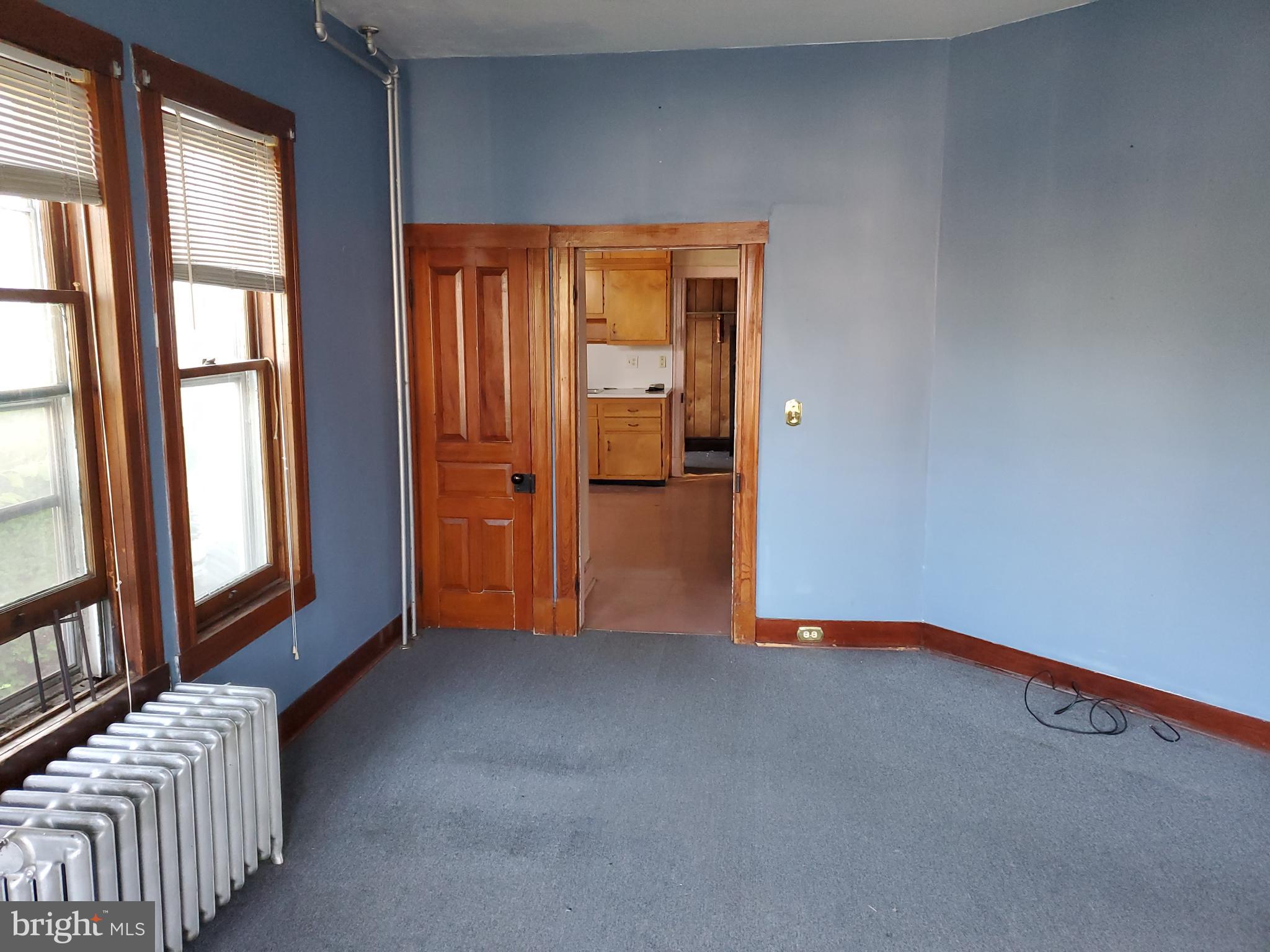 MIDDLETOWN - Residential