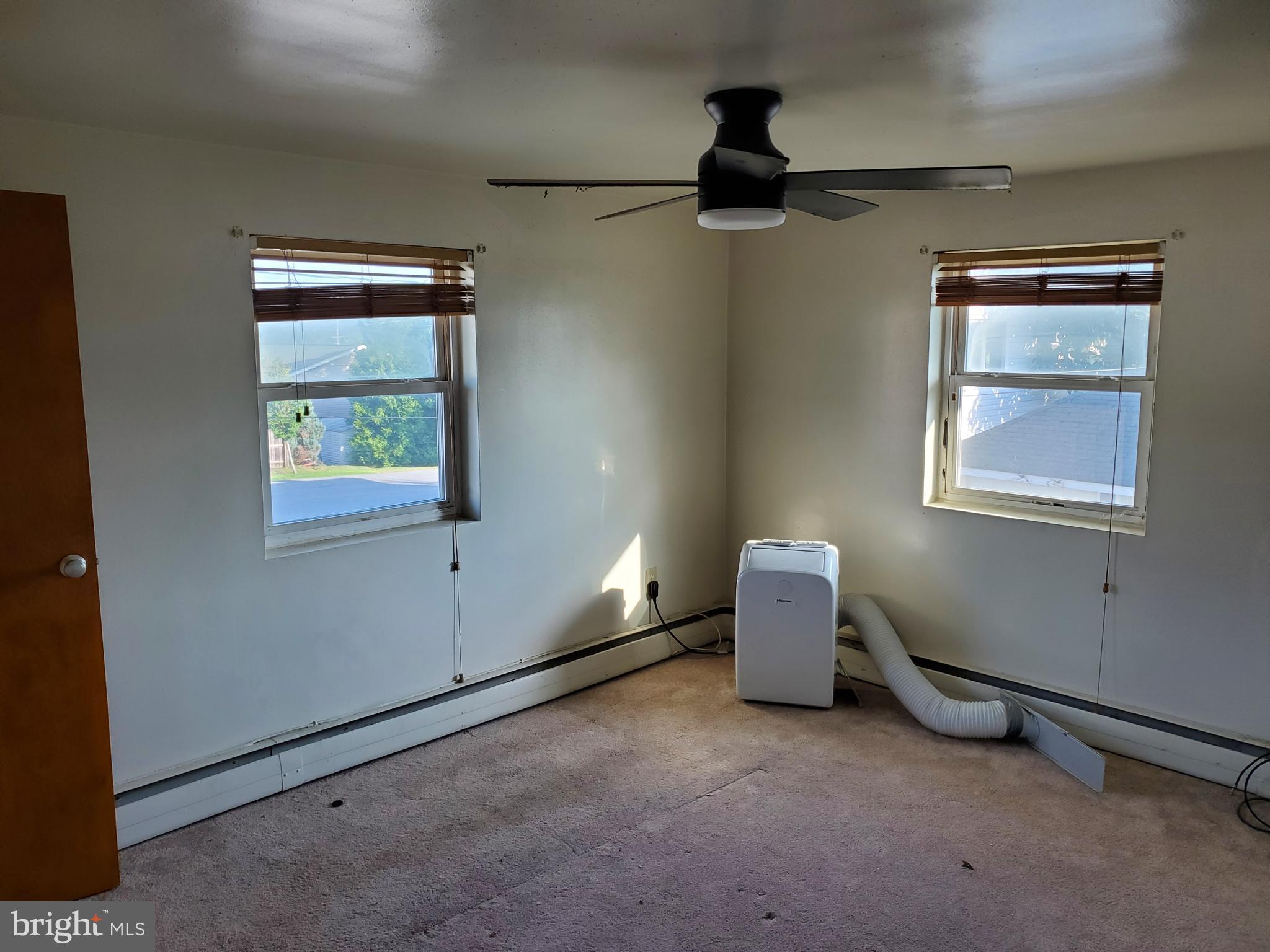 MIDDLETOWN - Residential