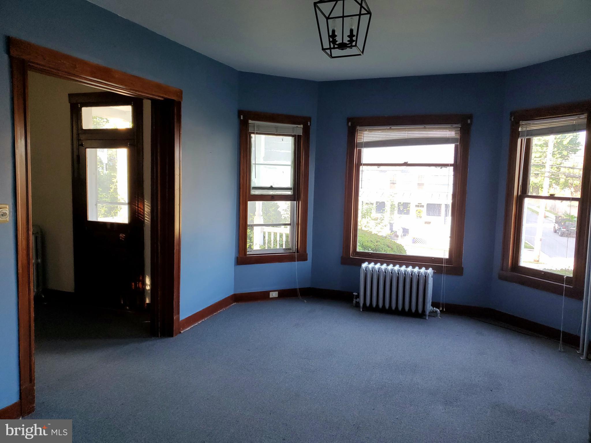 MIDDLETOWN - Residential