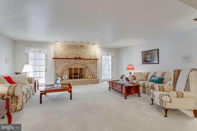 INDEPENDENCY - Residential