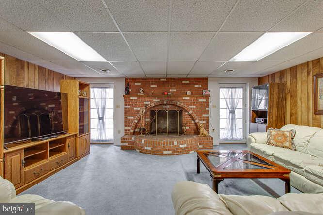 INDEPENDENCY - Residential