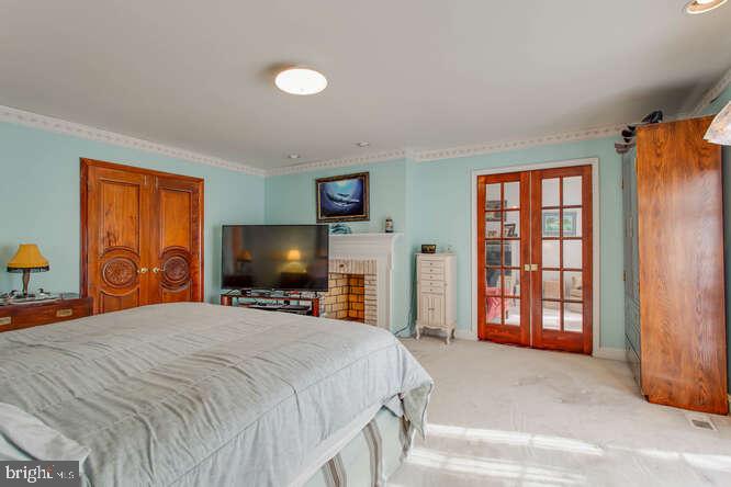 INDEPENDENCY - Residential