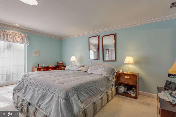 INDEPENDENCY - Residential