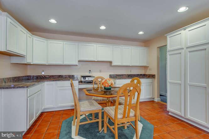 INDEPENDENCY - Residential