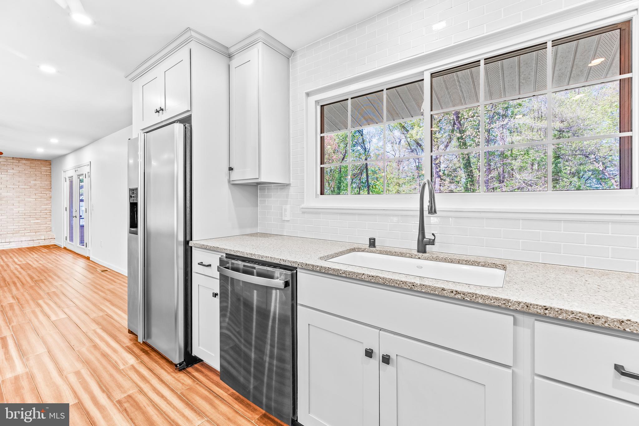 COUNTRY ROAD ESTATES - Residential