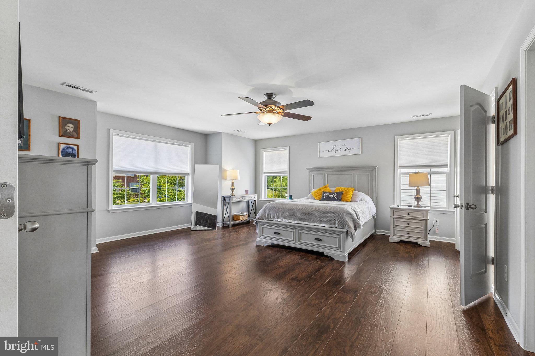 CLARKE'S CROSSING - Residential