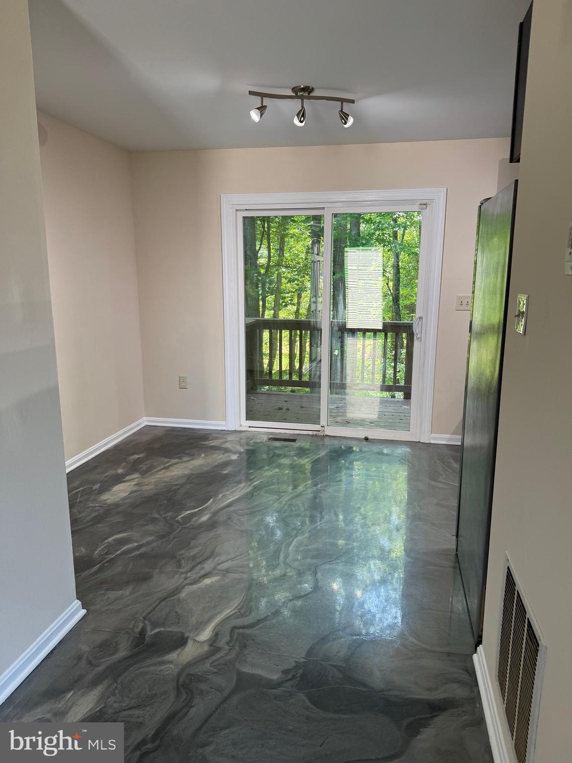 ACTON VILLAGE - Residential