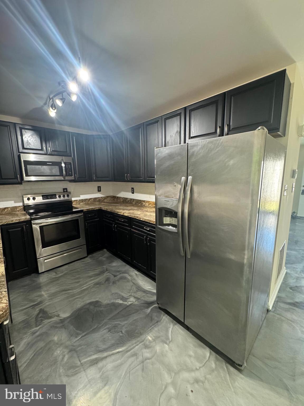 ACTON VILLAGE - Residential