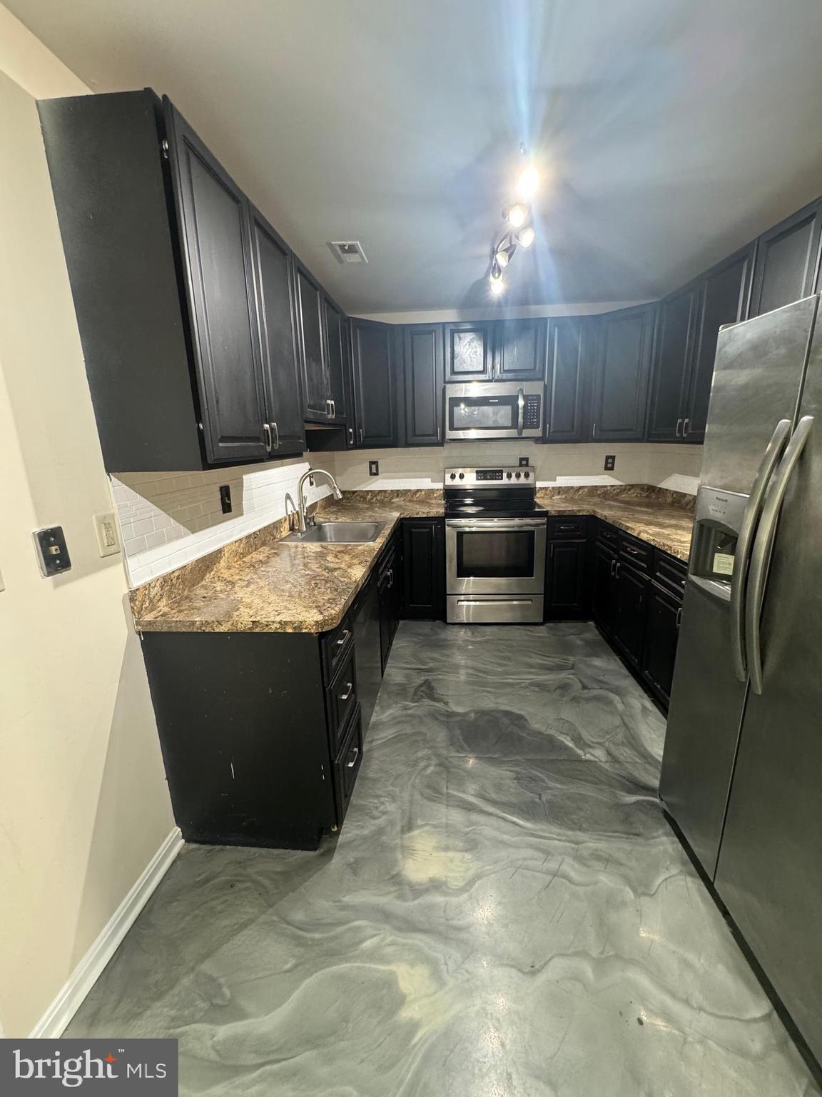 ACTON VILLAGE - Residential