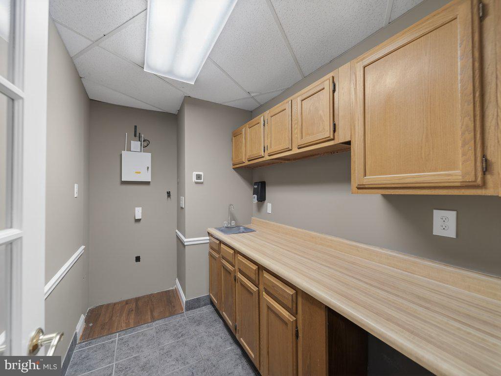 REGULARS - Commercial Sale