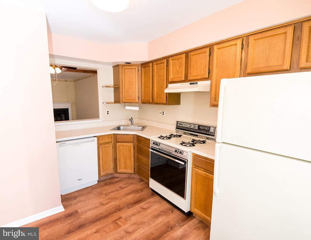 LIBERTY SQUARE - Residential Lease
