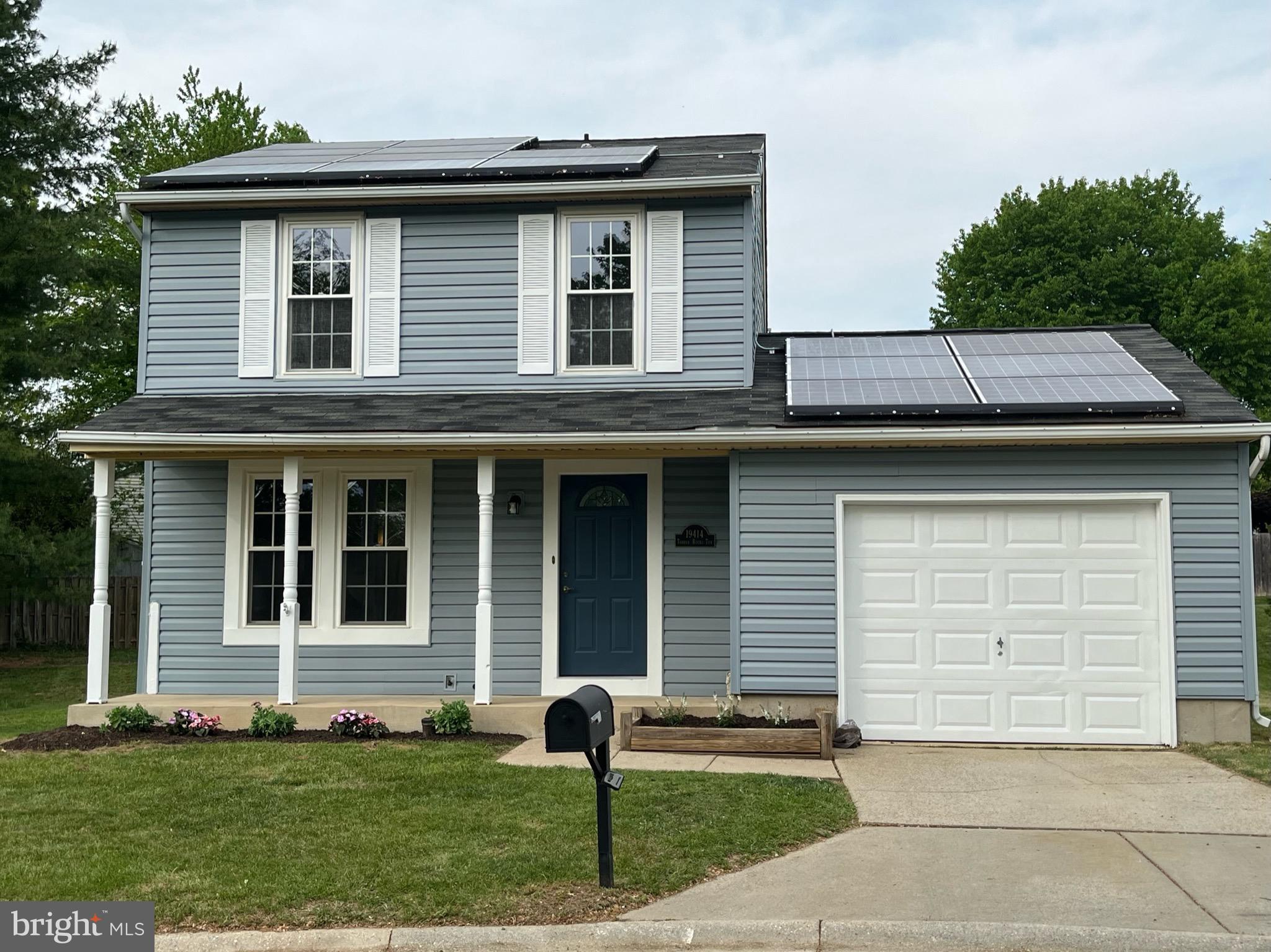 This recently updated (2025) 3 bedroom home at the end of the cul-de-sac is a must see!  One car garage, new deck, new appliances,  LVP (on first floor) and brand new carpet (on 2nd), and much much more. Walk to community pool and playground in less than 5 min.  Easy access to 270, ICC, great for commuters to DC or Baltimore.  Unfinished basement with lots of potential. Bike path, jog/walk path thoughout neighborhood. Large back yard!