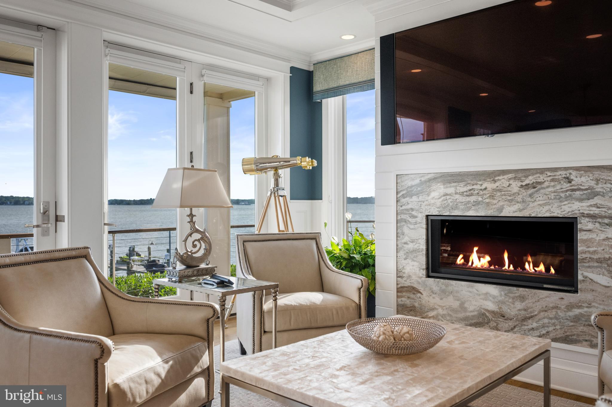 WATERGATE - Residential