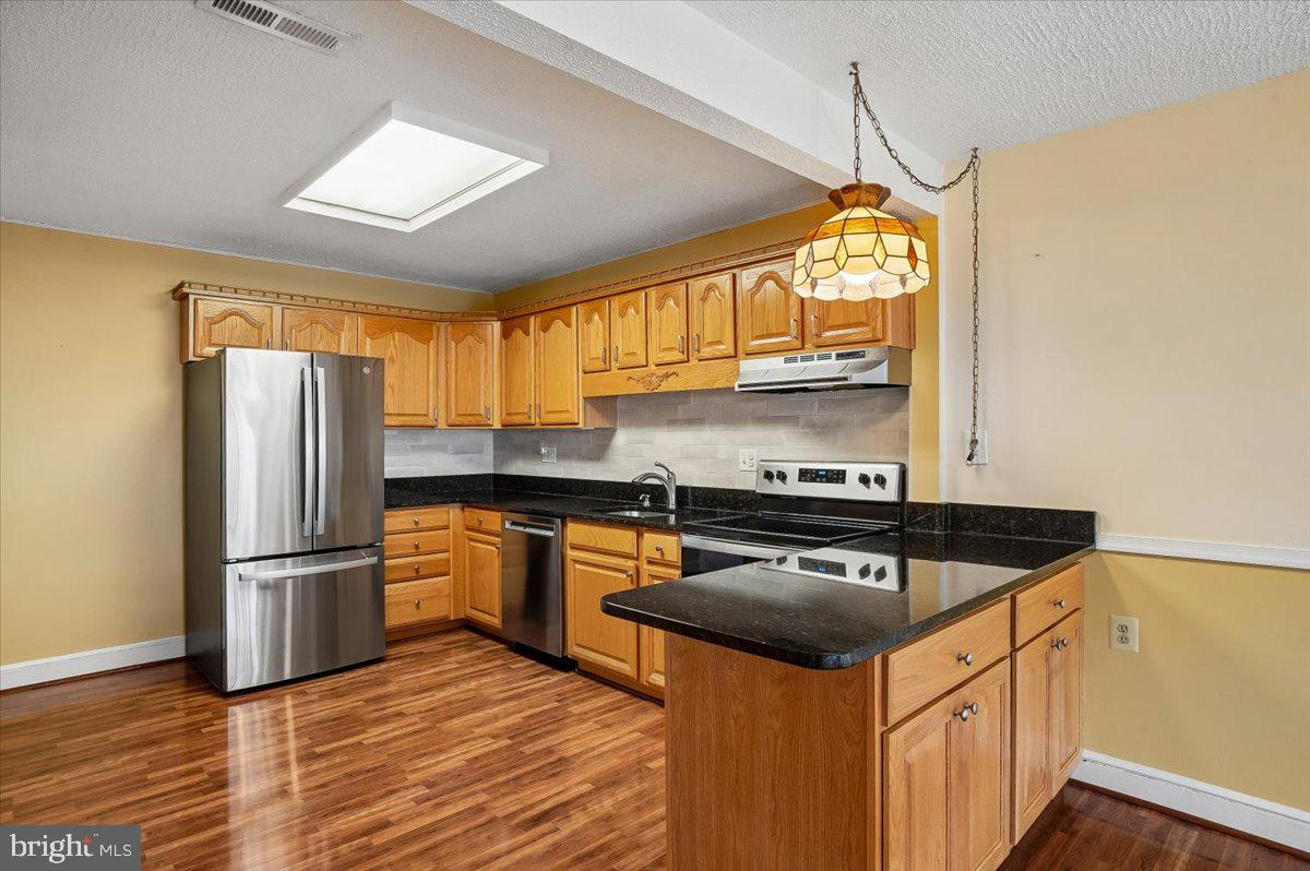 CAVALIER COUNTRY - Residential