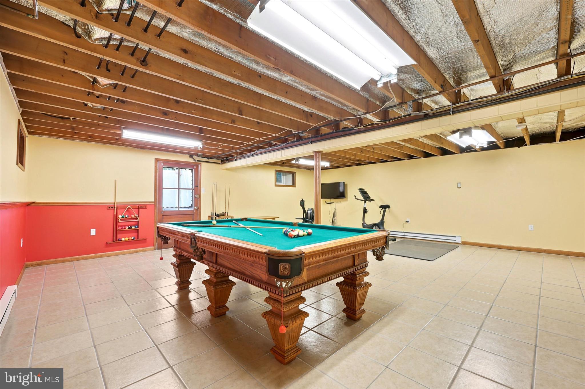FORT WASHINGTON - Residential