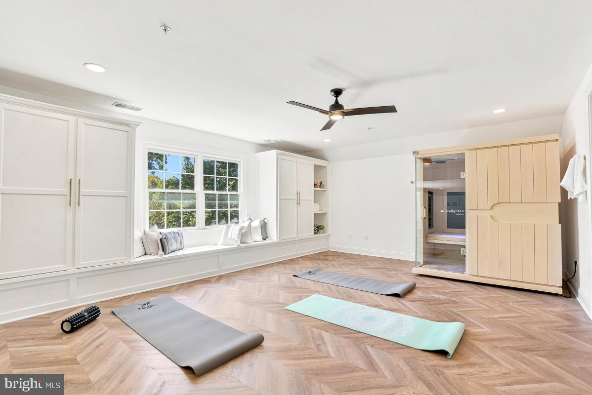 BRADMOOR - Residential