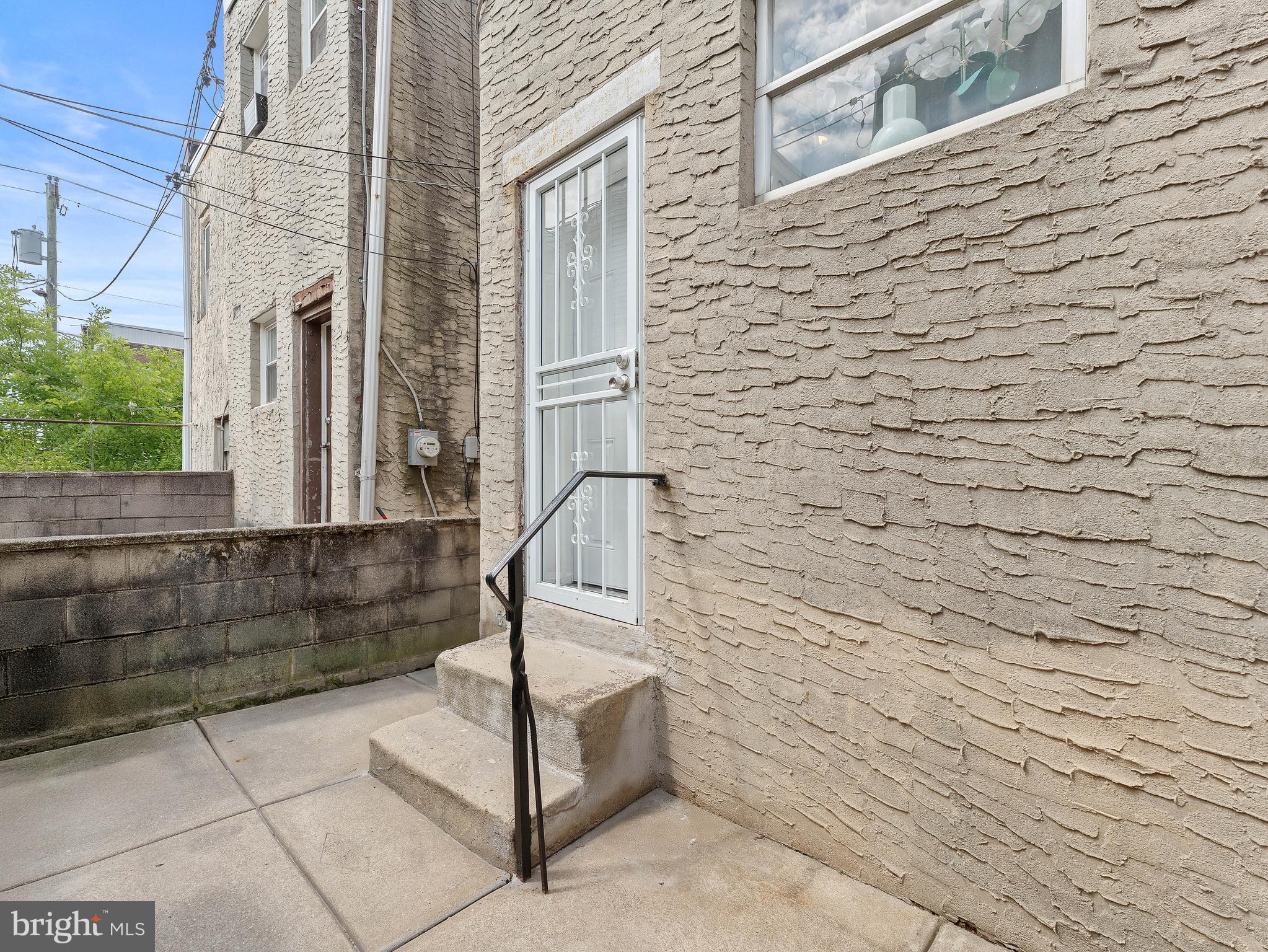 GIRARD ESTATES - Residential