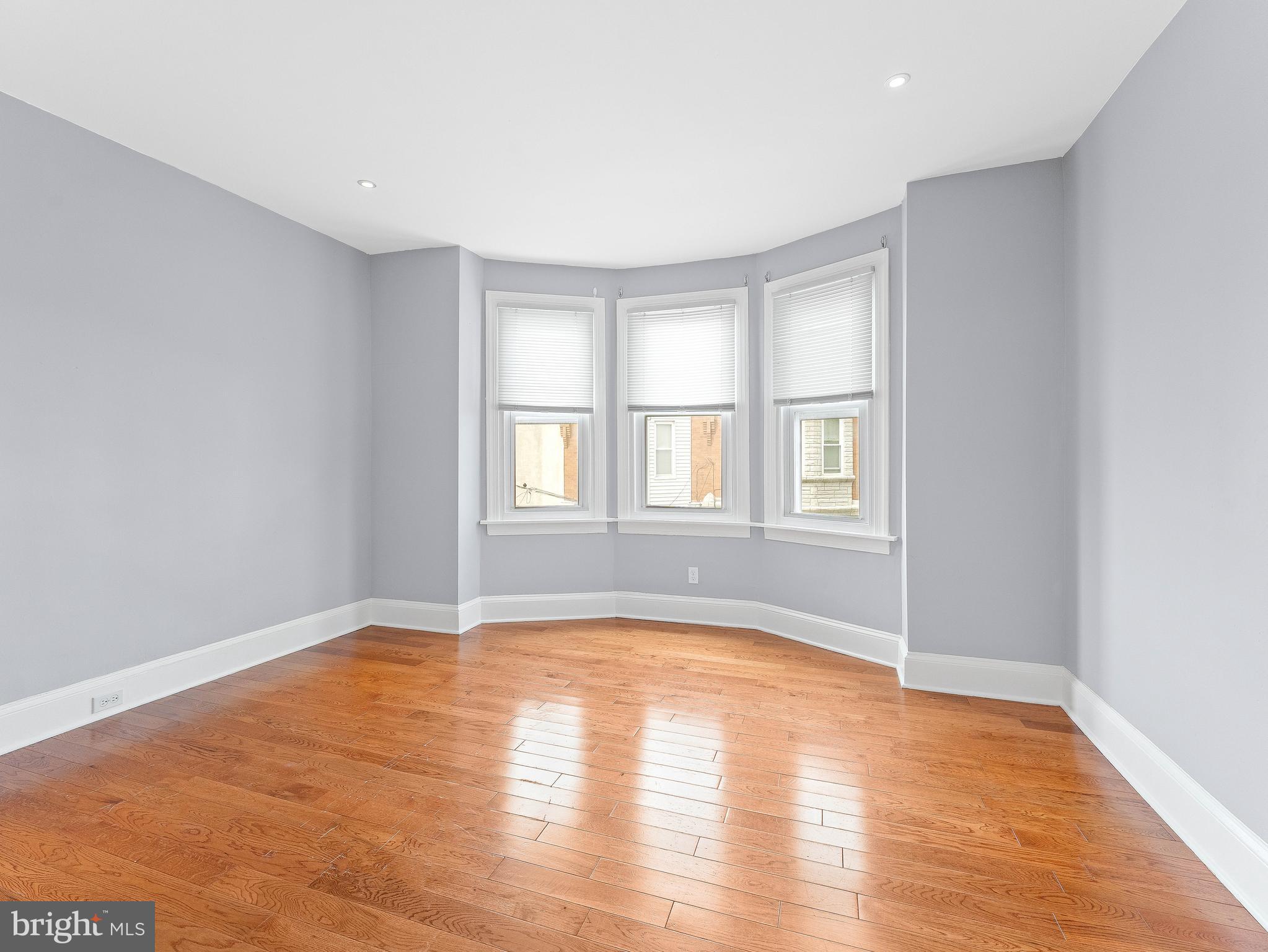 GIRARD ESTATES - Residential