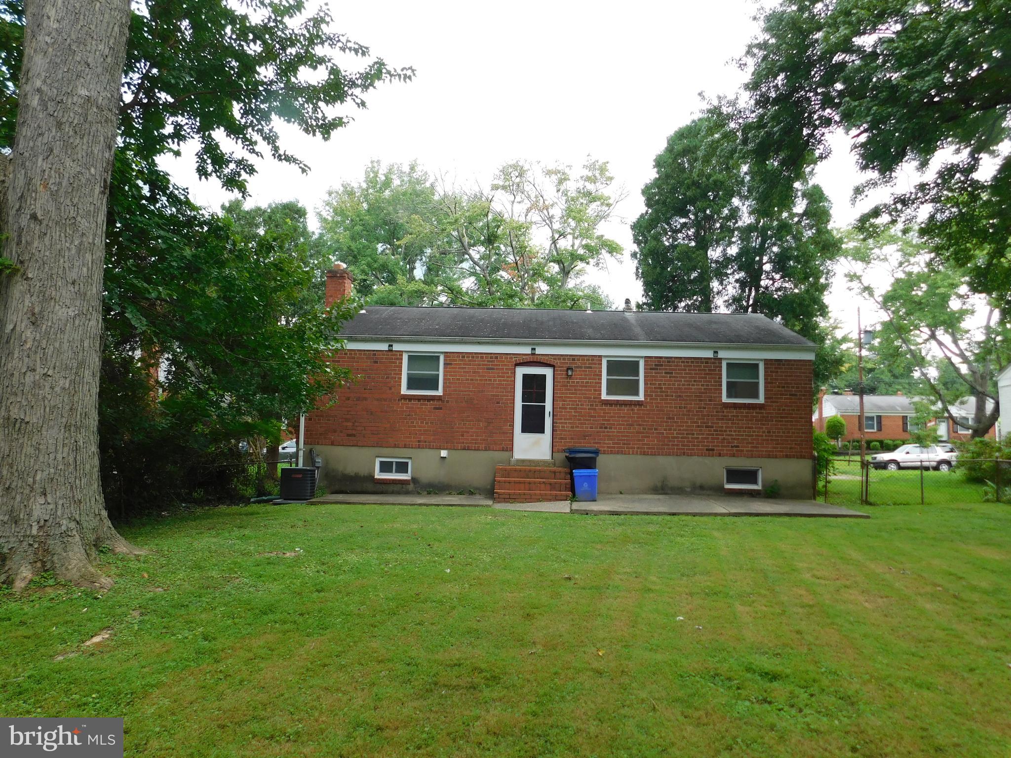 RANDOLPH HILLS - Residential Lease