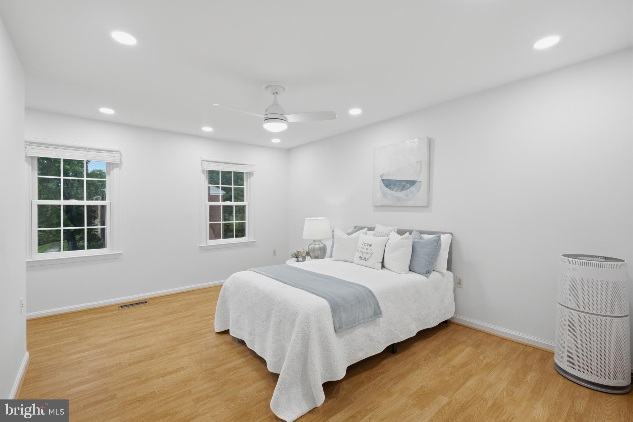 COUNTRY CREEK - Residential