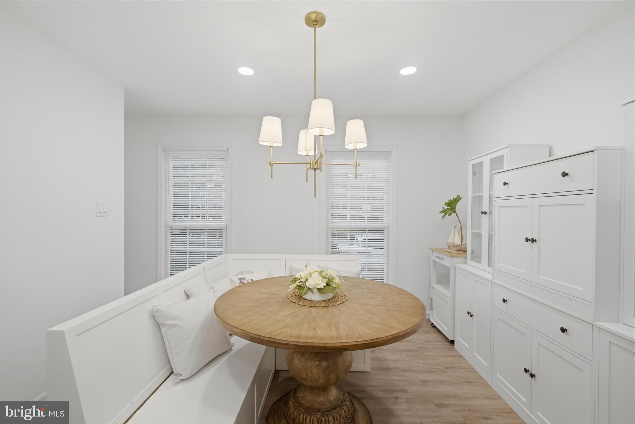 COUNTRY CREEK - Residential