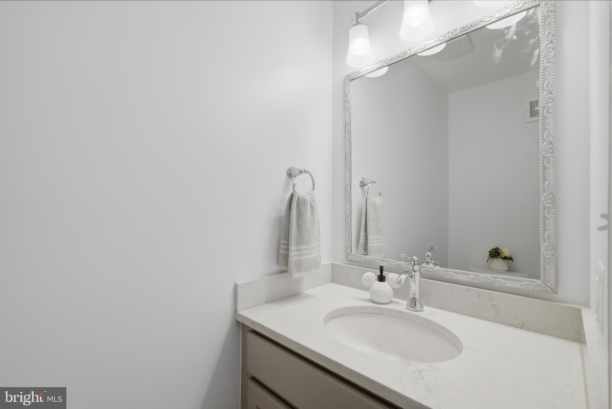 COUNTRY CREEK - Residential