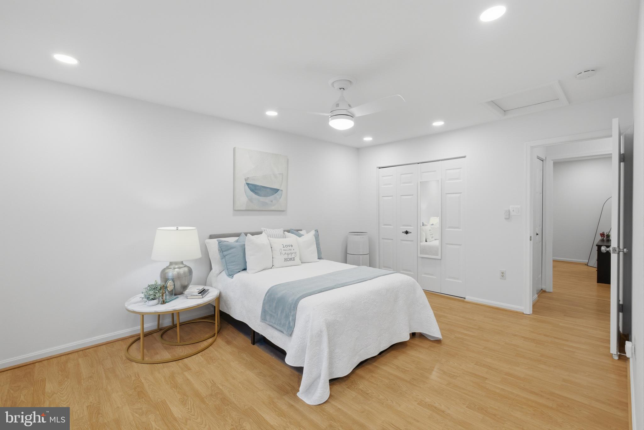 COUNTRY CREEK - Residential