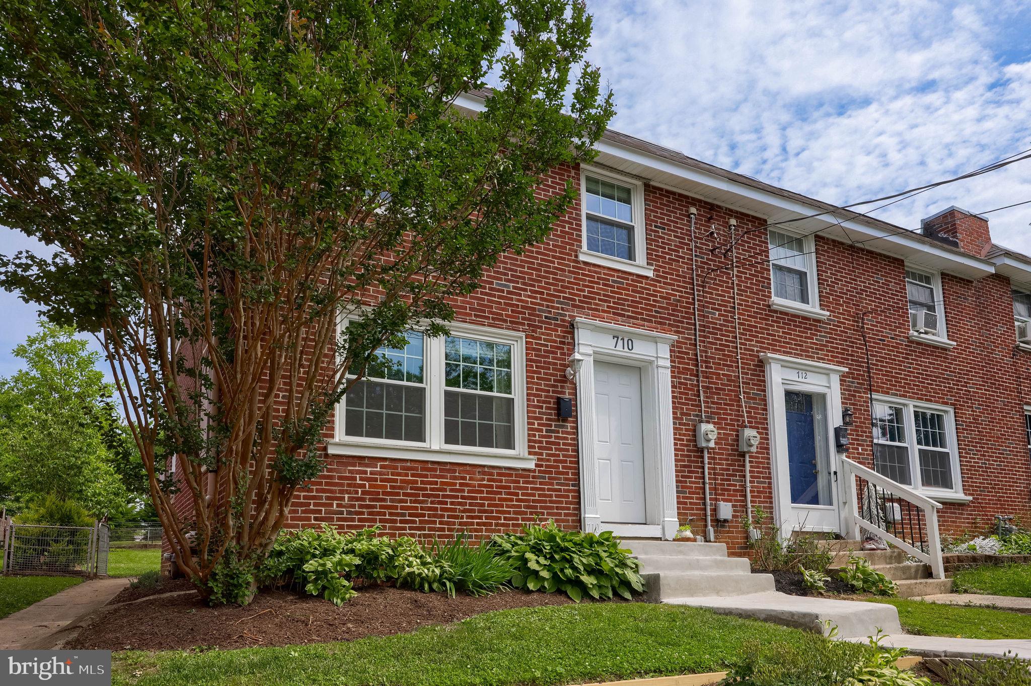 CABBAGE HILL - Residential