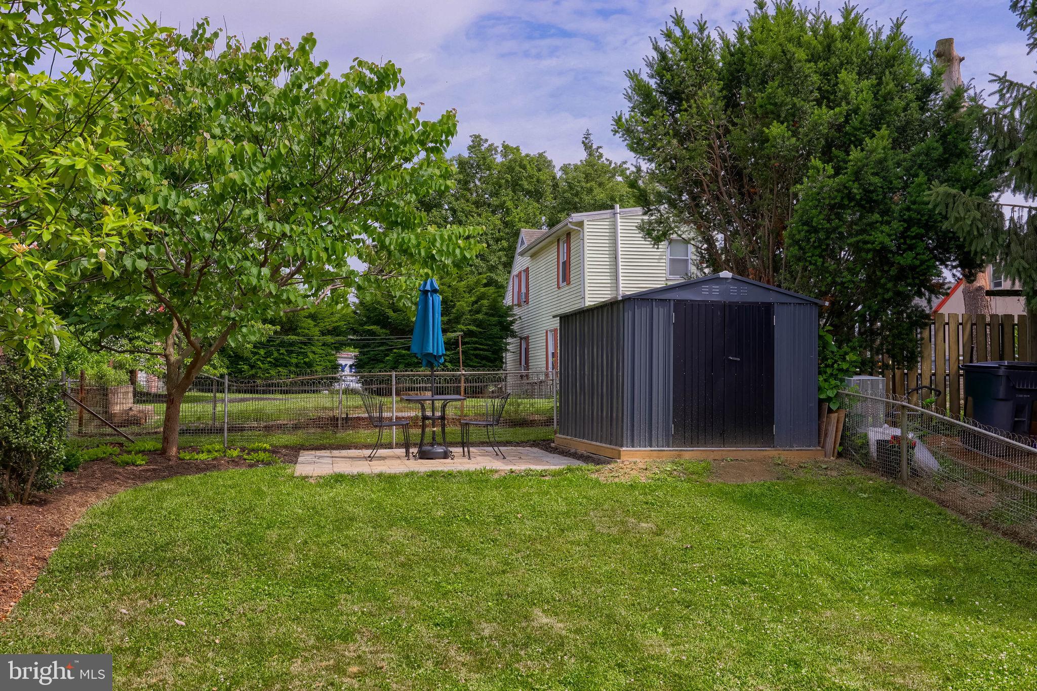 CABBAGE HILL - Residential
