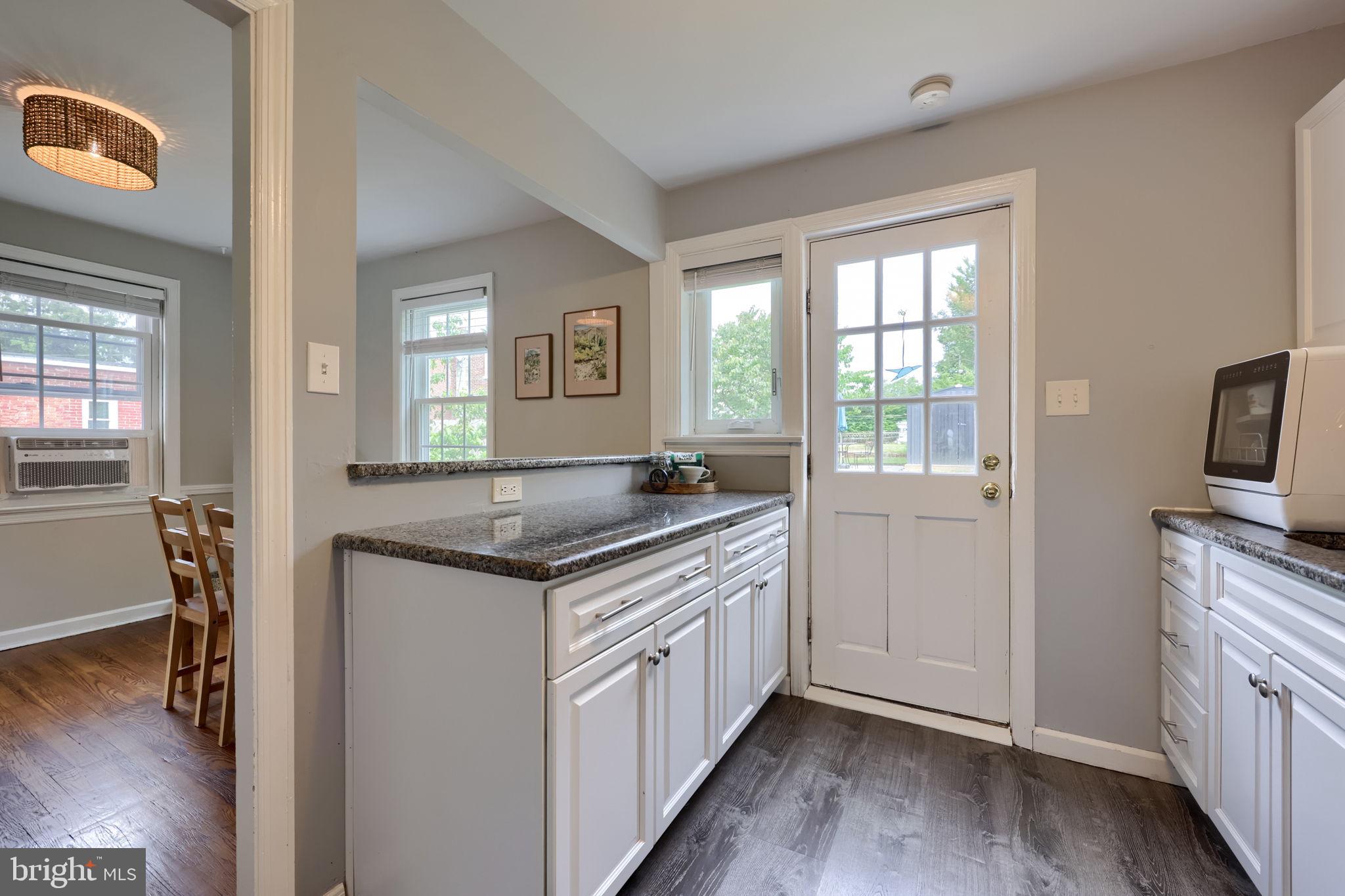 CABBAGE HILL - Residential