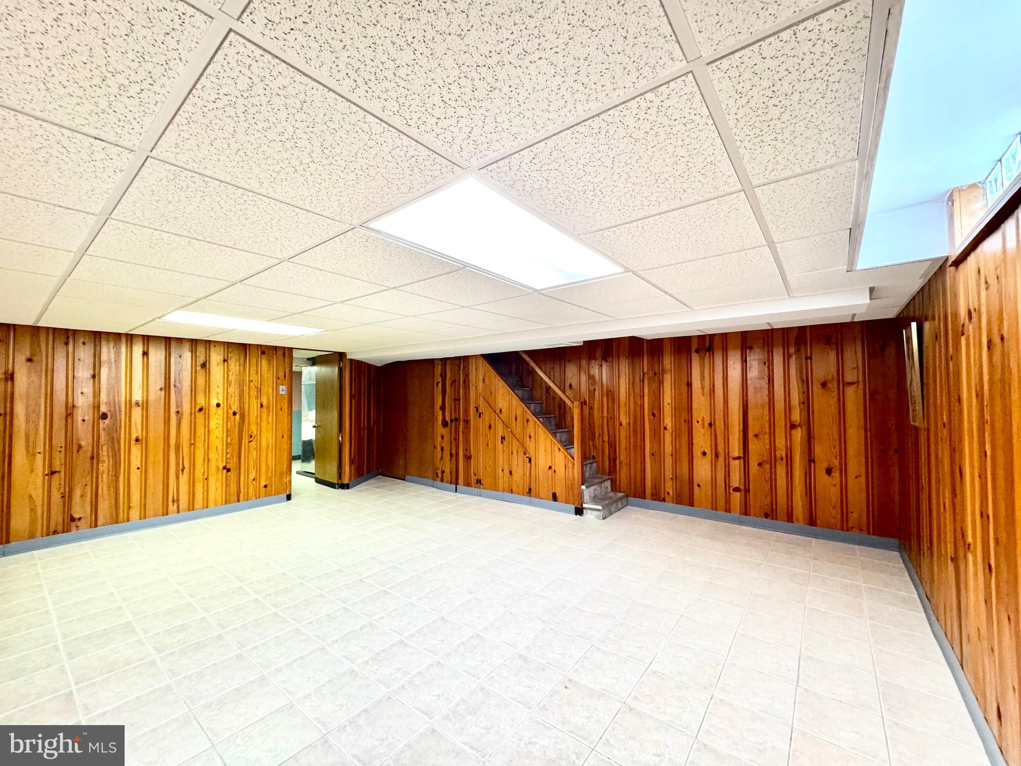 PHILADELPHIA (NORTHEAST) - Residential