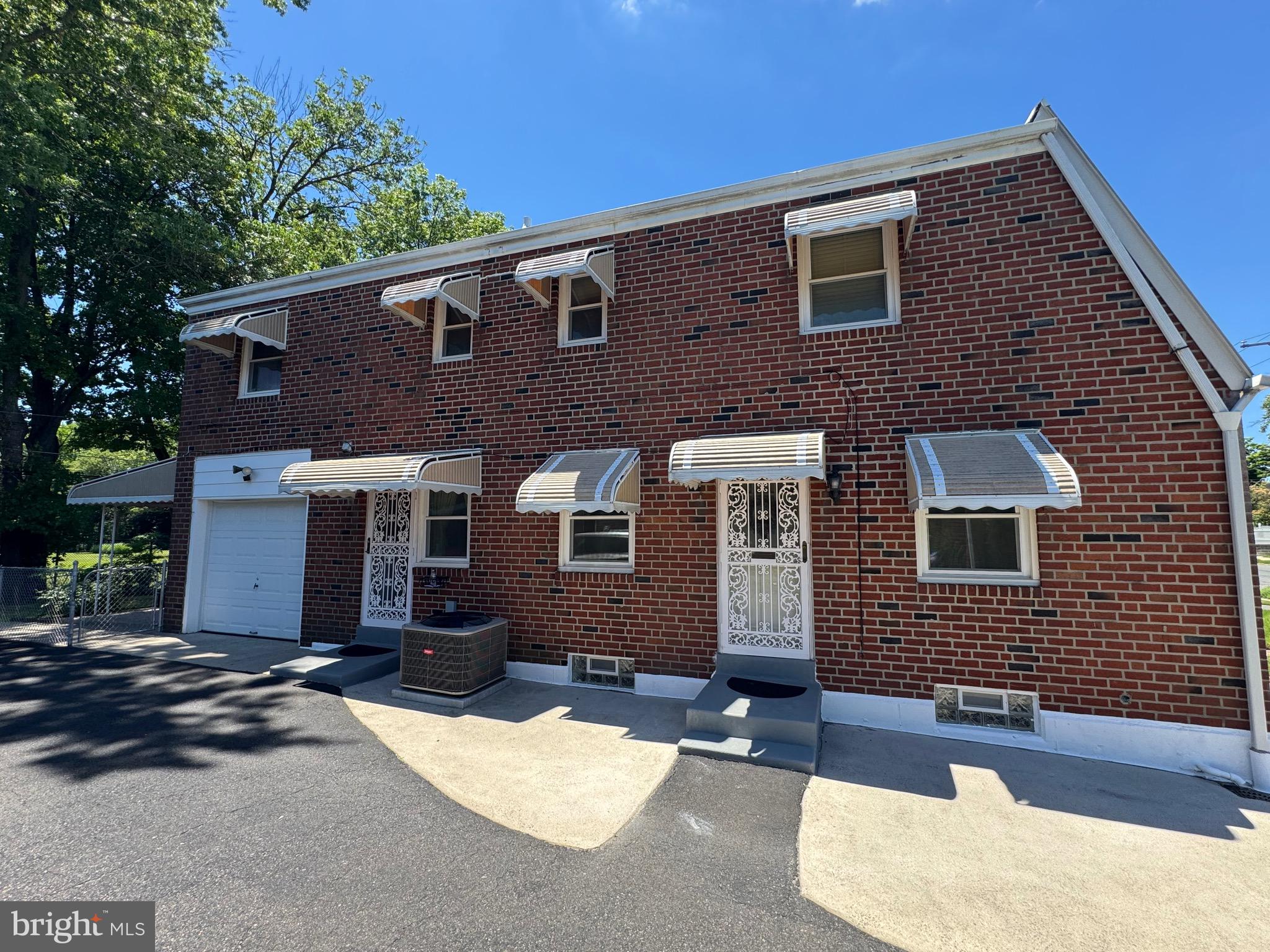 PHILADELPHIA (NORTHEAST) - Residential