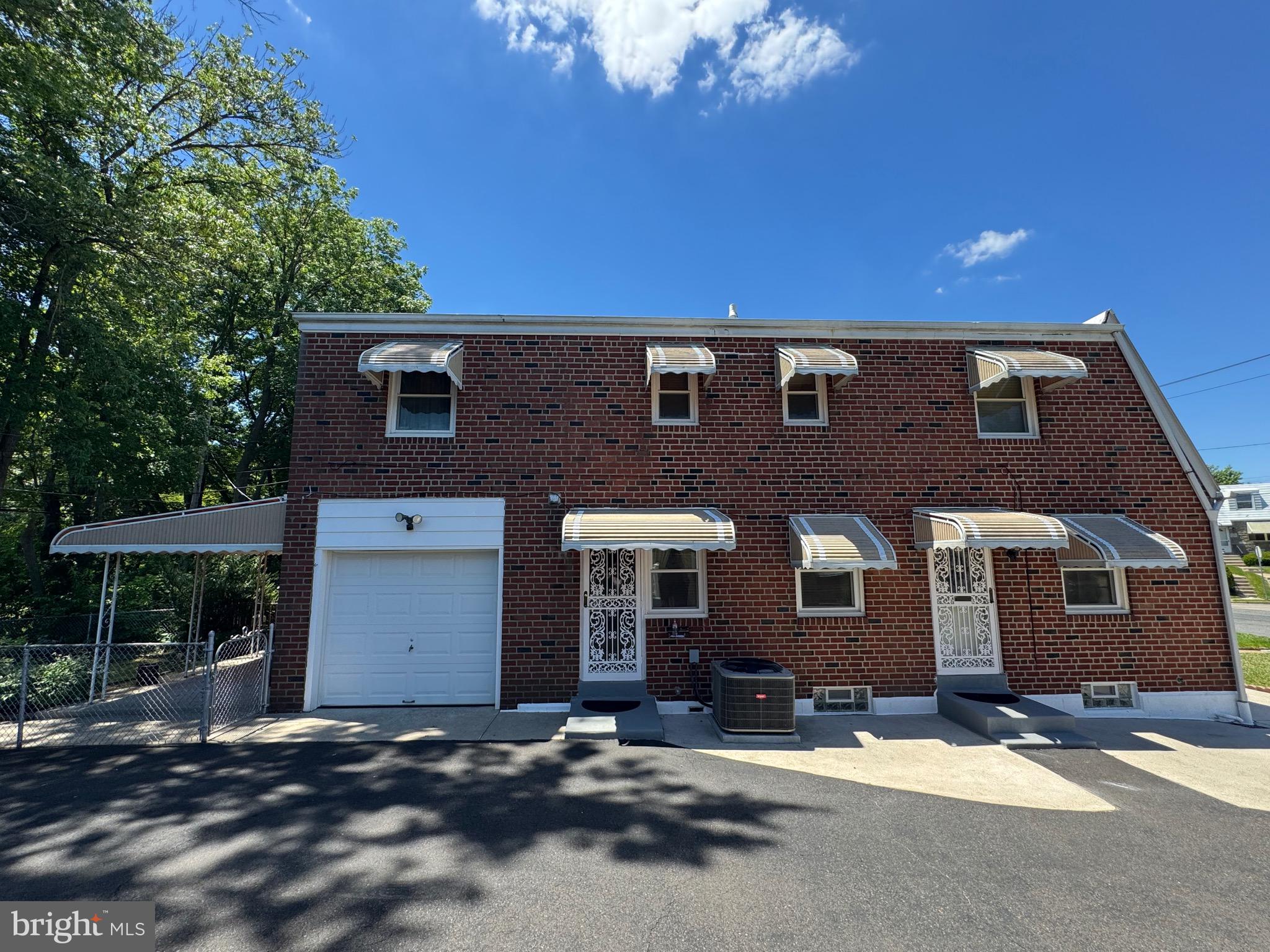 PHILADELPHIA (NORTHEAST) - Residential