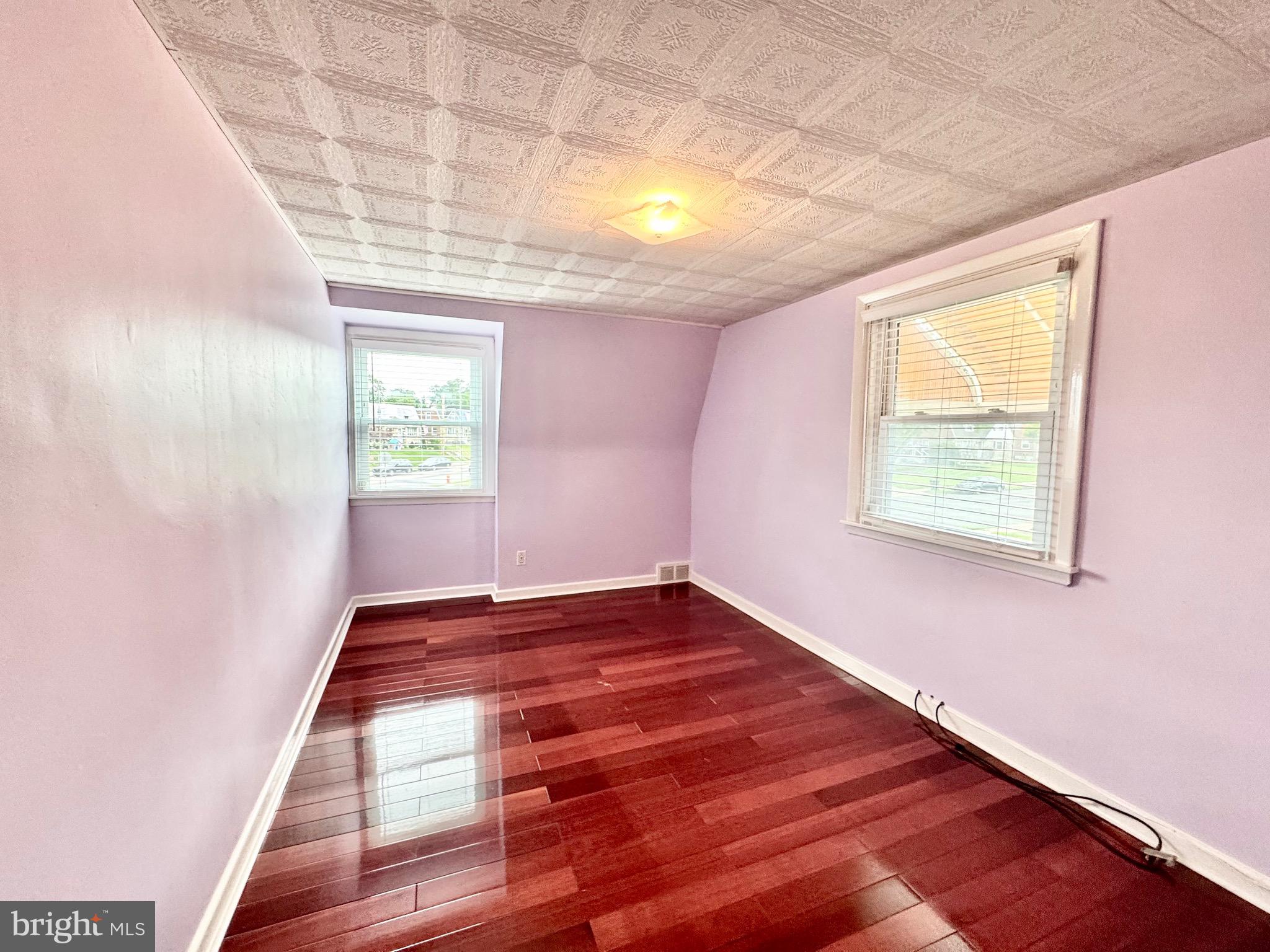 PHILADELPHIA (NORTHEAST) - Residential