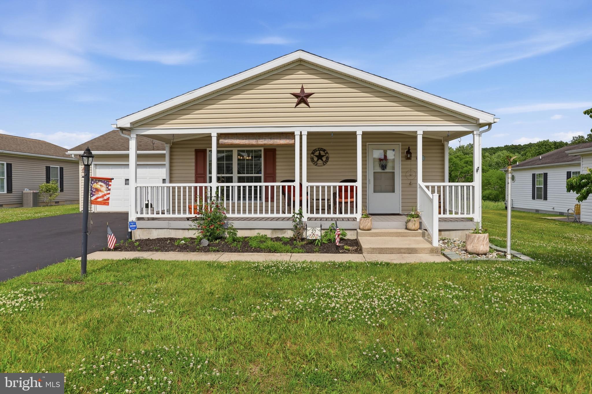 SPRING VALLEY VILLAG - Residential