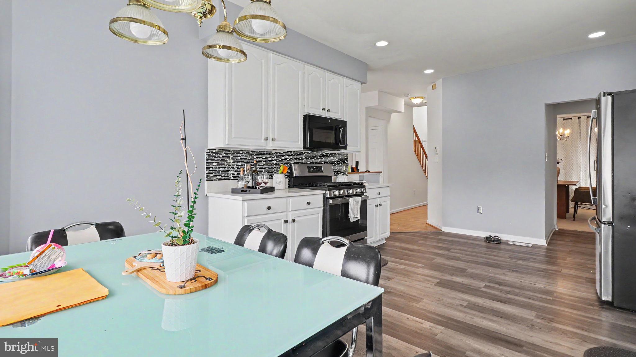 BEL PRE ESTATES - Residential