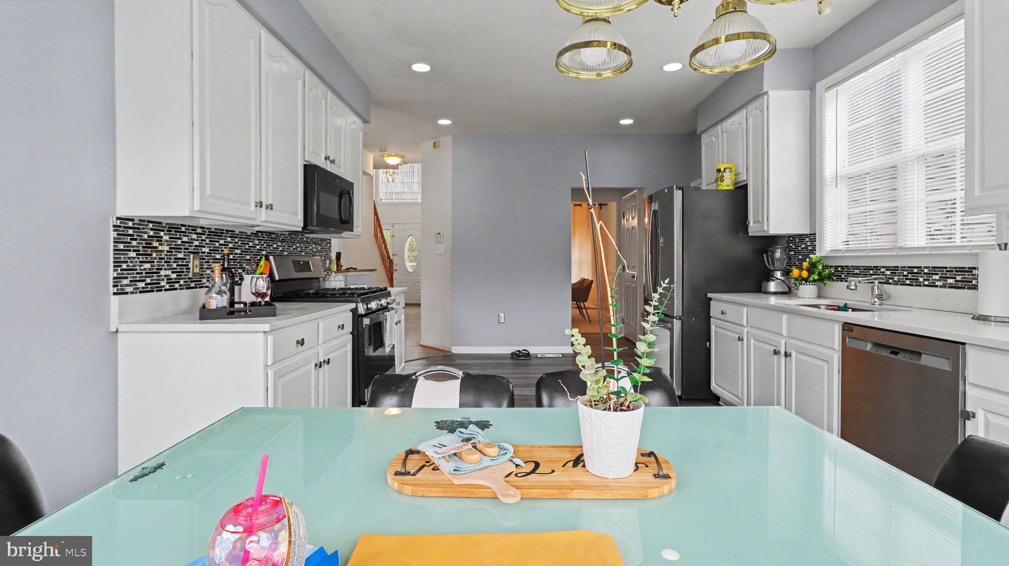 BEL PRE ESTATES - Residential