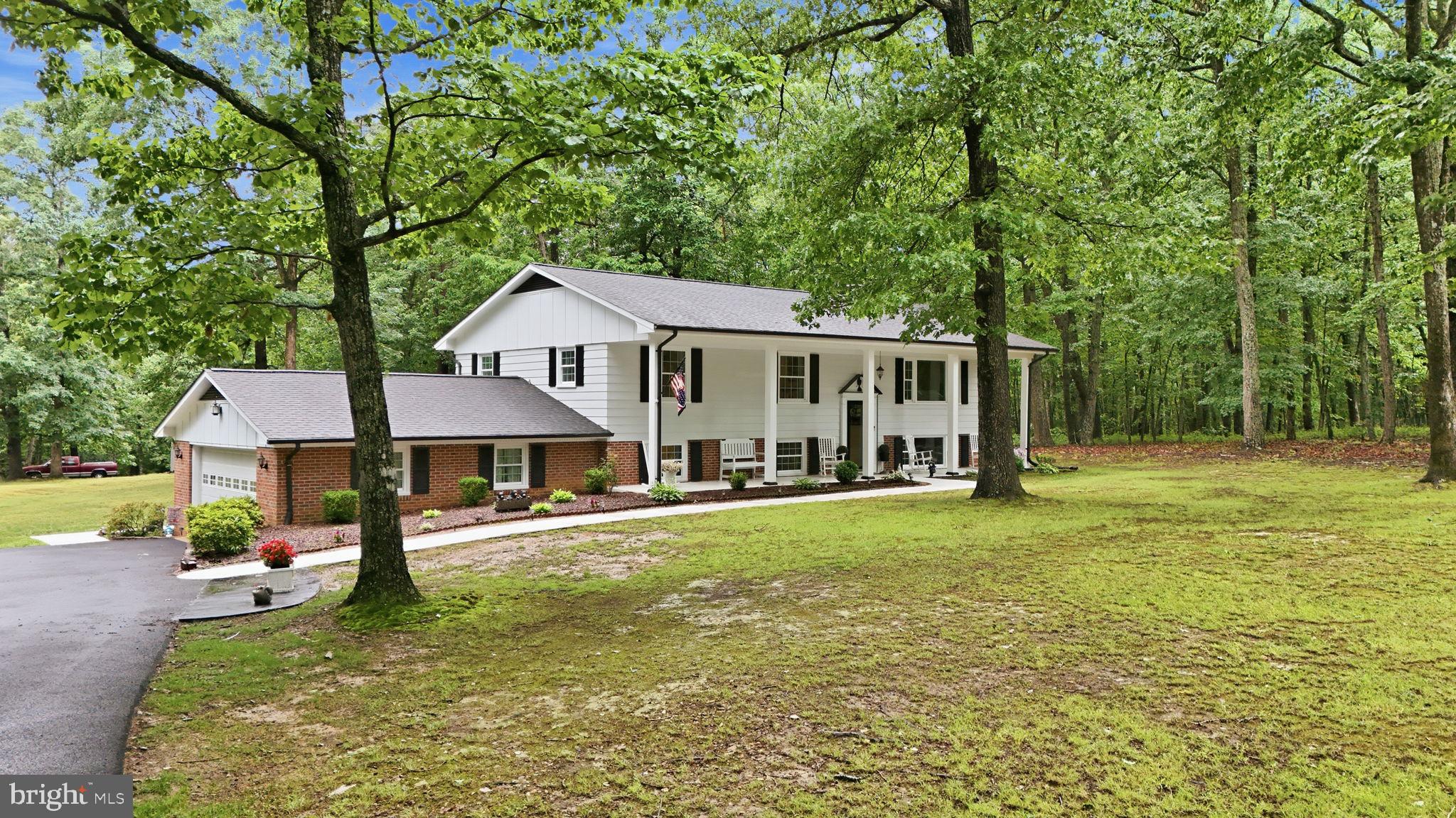 BATTLEFIELD ESTATES - Residential