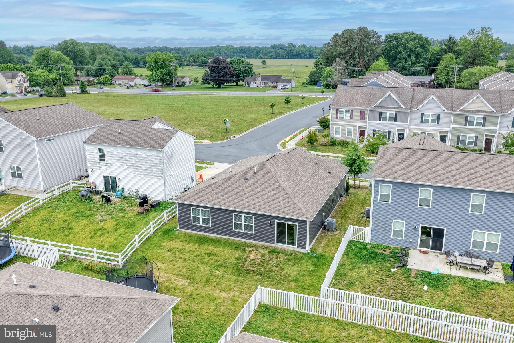 TIDBURY CROSSING - Residential